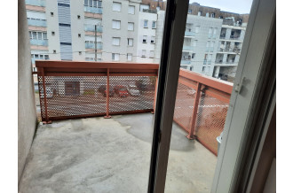 360 58 Balcon 3eme etage