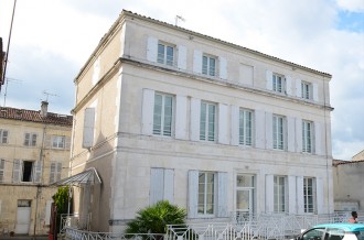 Cognac Henri Fichon exterieur 2