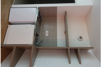 KITCHENETTE