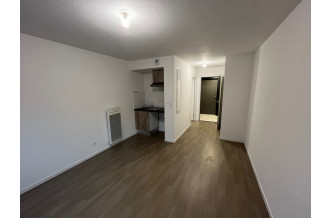 Séjour + kitchennette